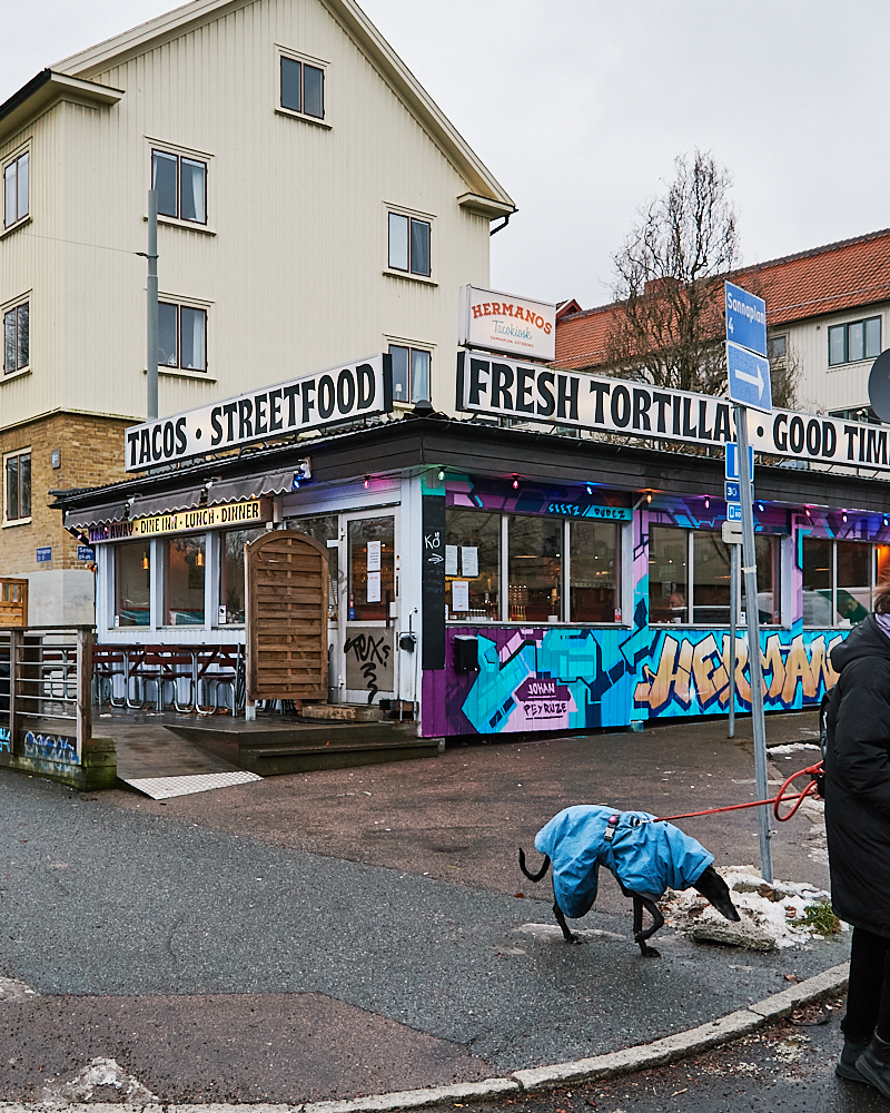 Neighborhood photo 3